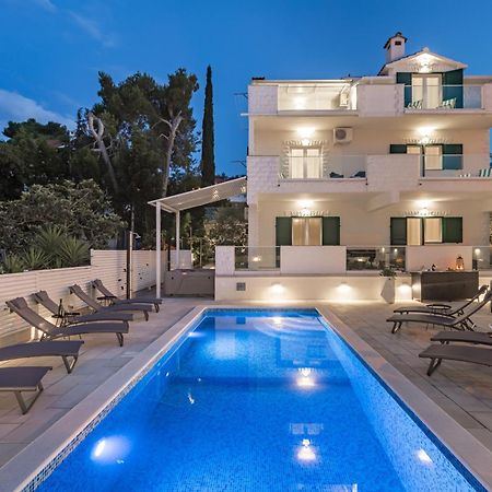 טרוגיר Apartments Marina מראה חיצוני תמונה