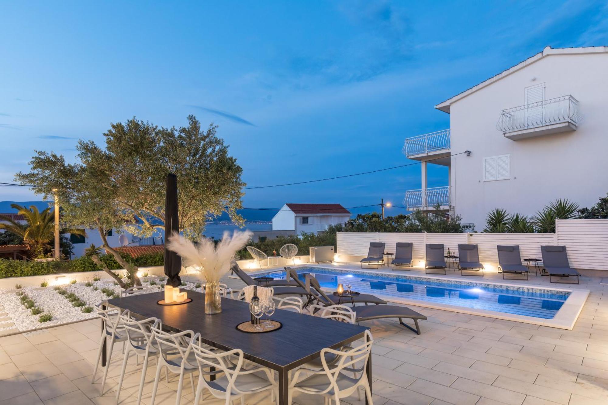 טרוגיר Apartments Marina מראה חיצוני תמונה