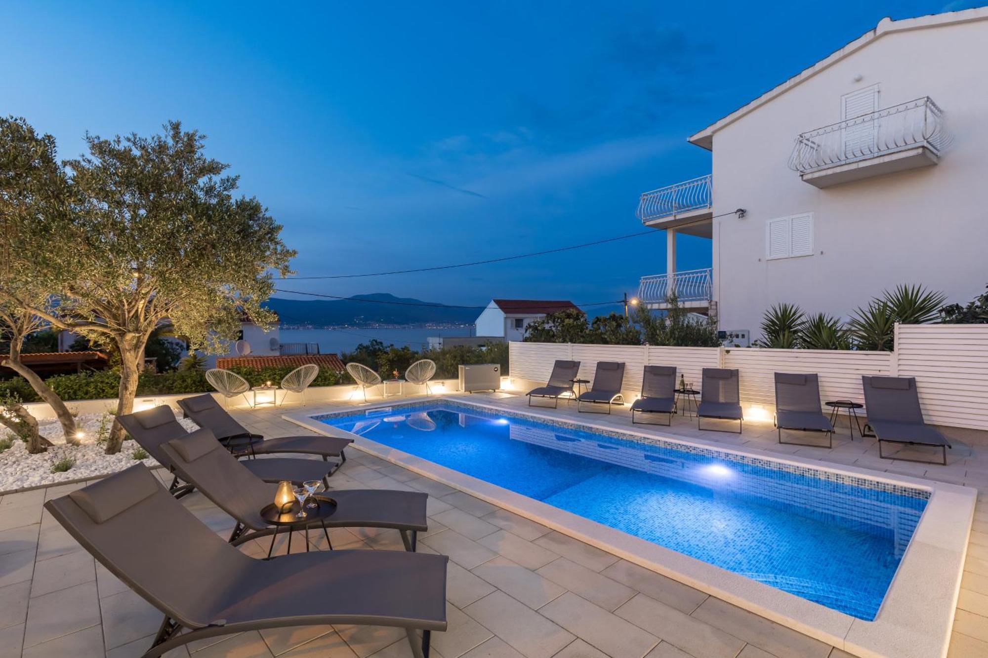 טרוגיר Apartments Marina מראה חיצוני תמונה