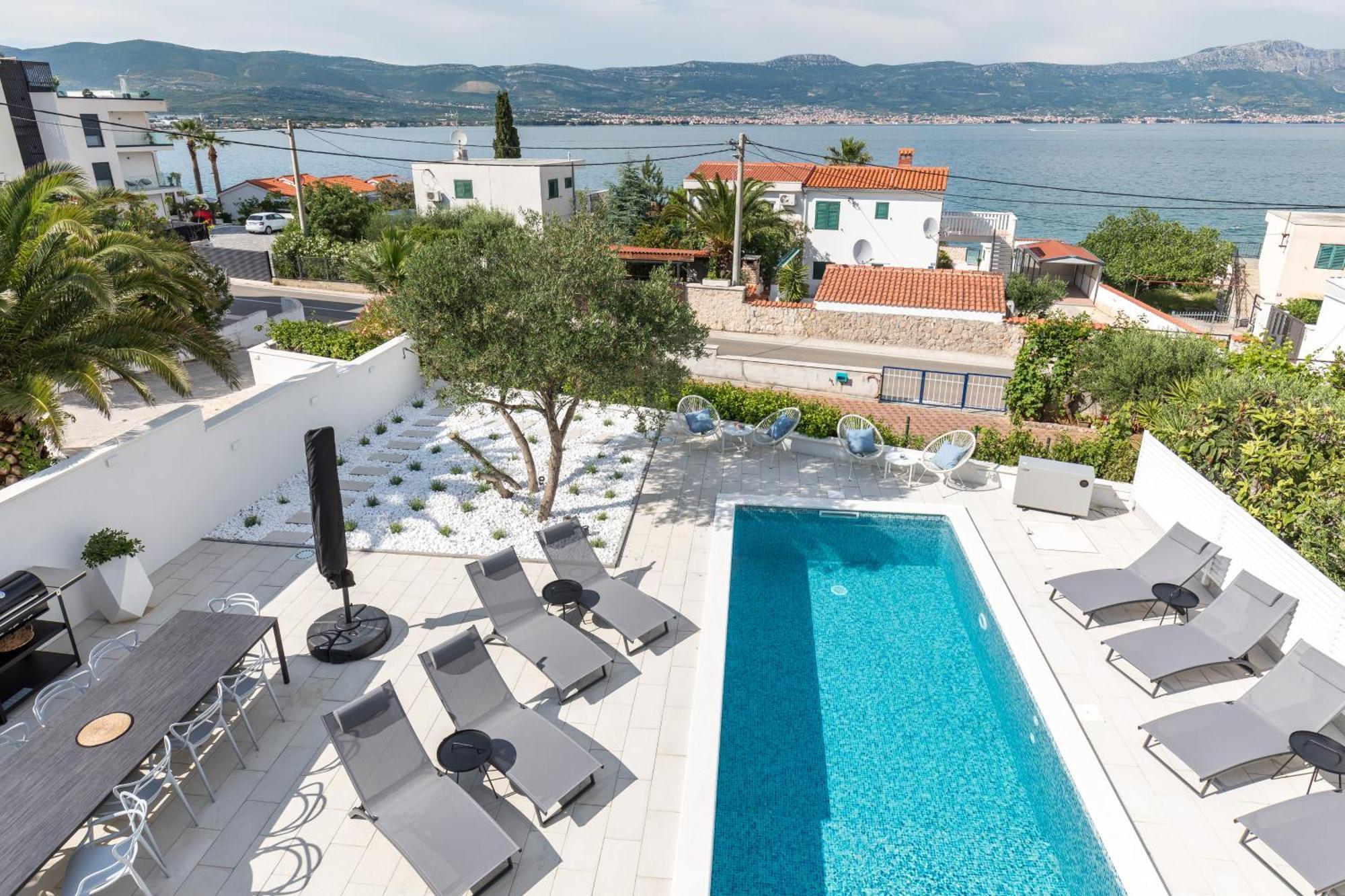 טרוגיר Apartments Marina מראה חיצוני תמונה