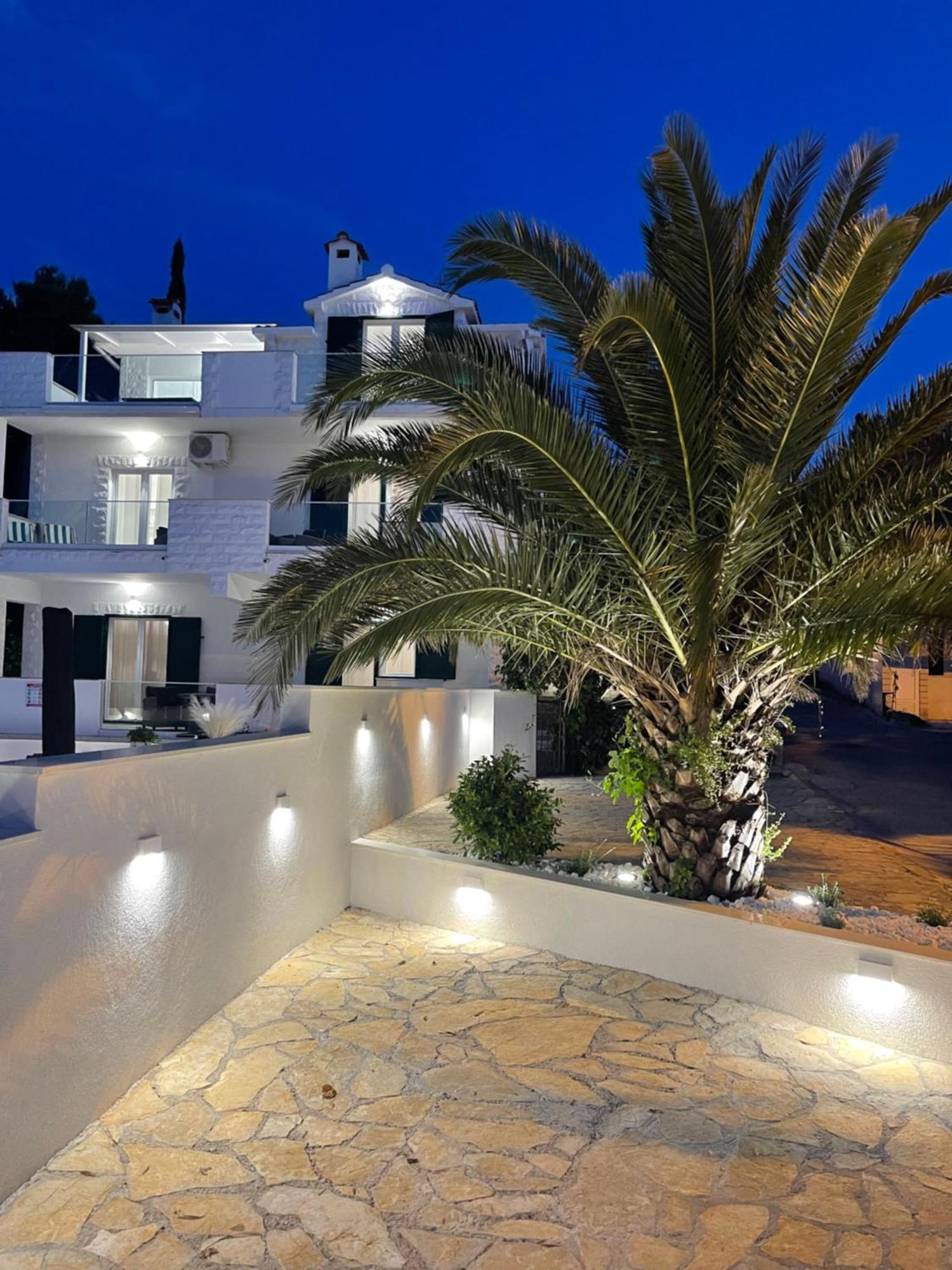 טרוגיר Apartments Marina מראה חיצוני תמונה